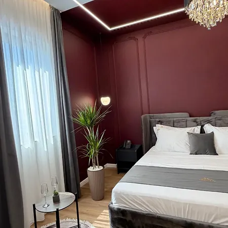 Hotel Monaco Kamez