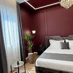Hotell Monaco Kamez