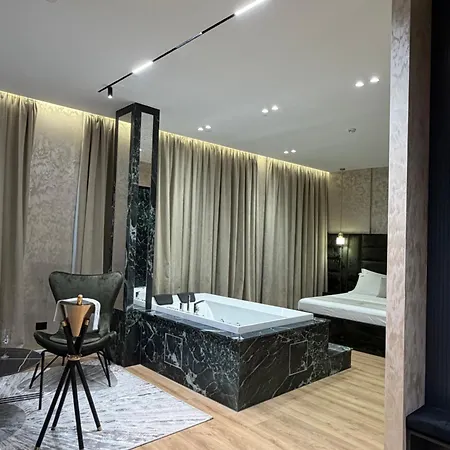 Monaco 3*